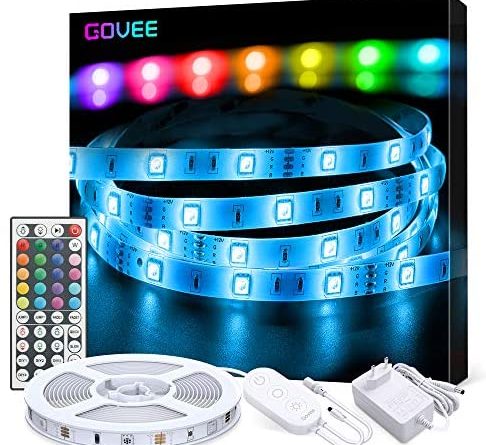 LED Strip Lichterkette, Govee 5m RGB Farbänderung LED Streifen Lichtband Selbstklebend mit Fernbedienung und Controller für Zuhause, Schlafzimmer, TV, Schrankdeko, Hell 5050 LED Band, Schnittbar