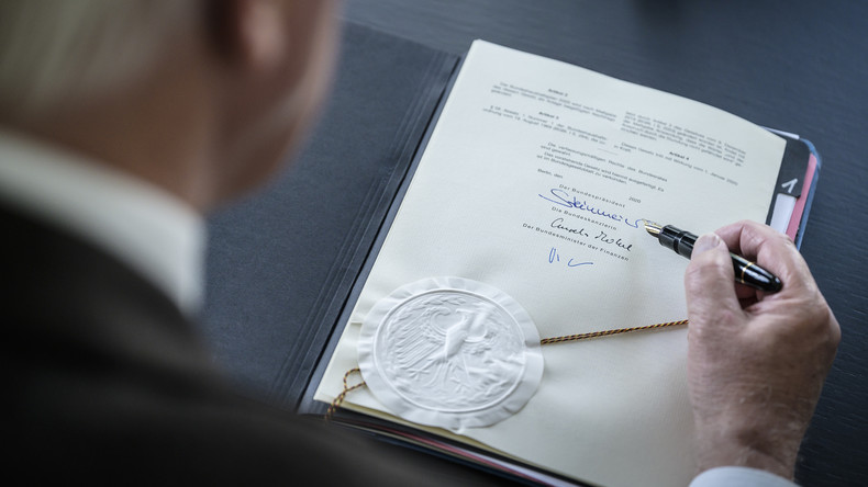 Bitte Gürtel enger schnallen! – Bundespräsident Steinmeier stimmt Deutsche auf Entbehrungen ein — RT Deutsch