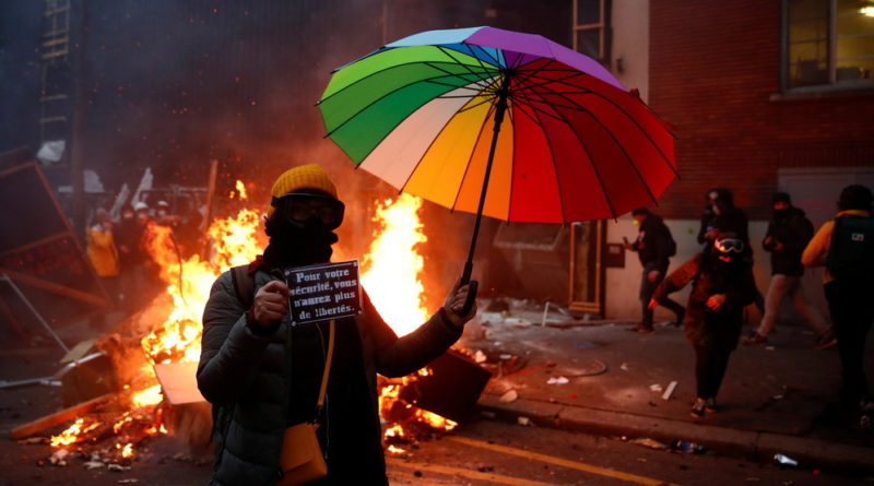 Massendemonstrationen gegen den autoritأ¤ren Staat â€” RT DE