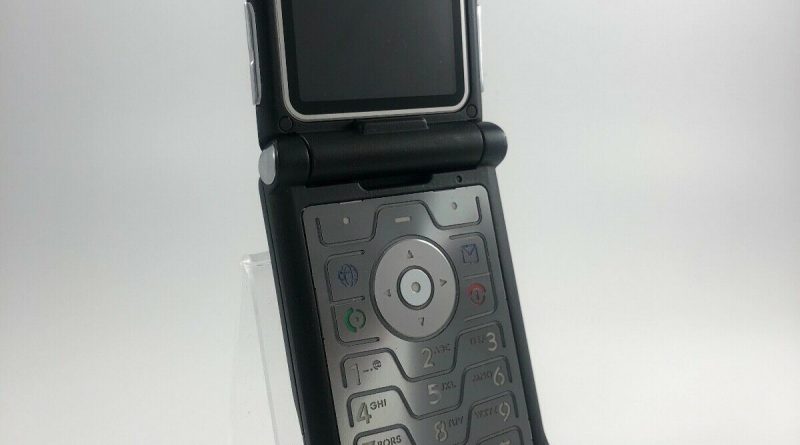 Motorola V3 TOP Zustand Simlockfrei 12 Monate Gewährleistung inkl MWST