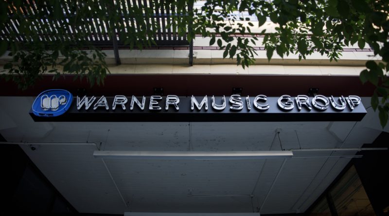 Warner Music Group startet „Konzert-Themenpark“ in Sandbox Metaverse