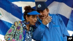 Daniel Ortega propone extensa reforma constitucional para que su esposa y él sean “co-presidentes”