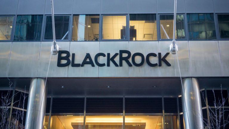 Blackrock CEO Larry Fink Believes Bitcoin Could Reach 0K