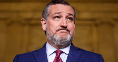 Report-Ted-Cruz-Aims-to-Target-Crypto-Tax-Rule-With.png