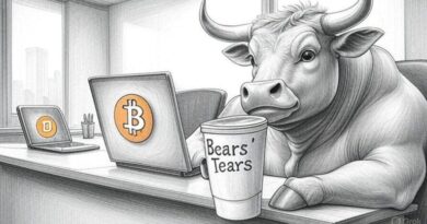 Bitcoin-Hits-All-Time-High-as-Dow-Tumbles-and-Treasury-Yields.jpg