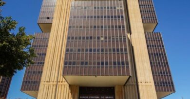 Crypto-Exchanges-Oppose-Brazils-Stablecoin-Self-Custody-Ban.jpg
