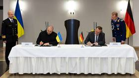 Defeating-Russia-impossible-–-German-foreign-minister-—-RT-World.jpg