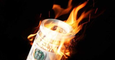 Peter-Schiff-Warns-Trumps-‘Big-Beautiful-Bill-Will-Trigger-Economic.jpg
