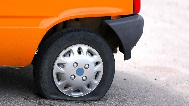 Bitcoin Still Flat Even as Whales Stack and Stocks Rally