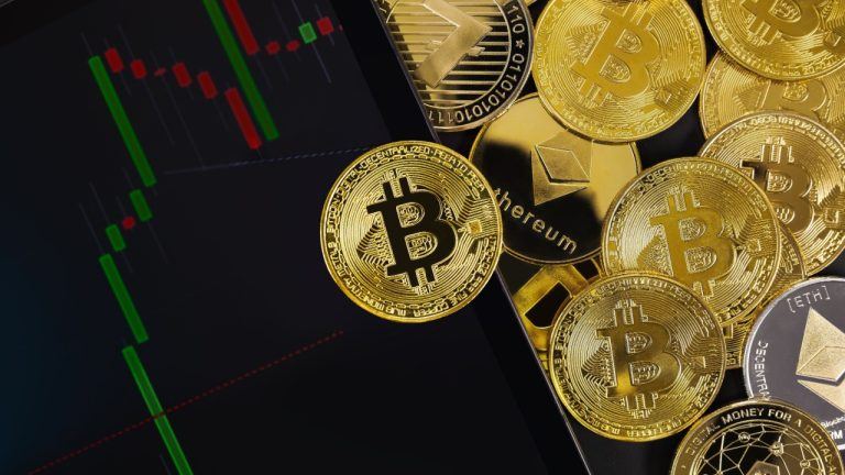 ETF Weekly Flows: Bitcoin Loses 7 Million as Ether Rallies With 6 Million Weekly Inflow