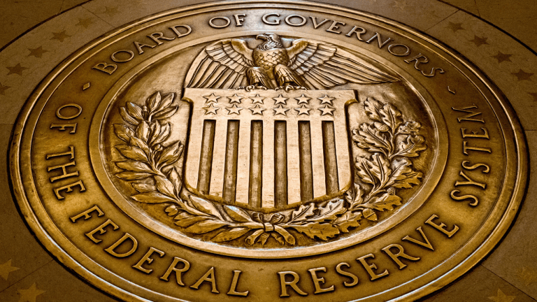 Interest Rate Showdown: Trump vs. Powell, Massie vs. the Fed