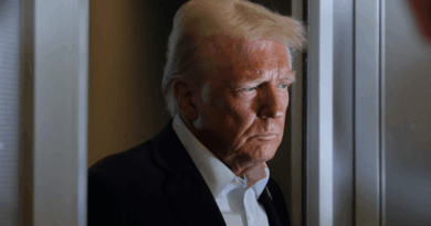 Trump-Prepares-to-Oust-Fed-Boss-Powell-Says-New-Chair.png