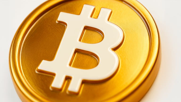 Bitcoin Price Watch: Tight Range Signals Calm Before the Breakout