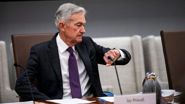 Powell Holds Rates, But Two Colleagues Dissent