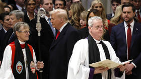 White House allows workers to display Bibles — RT World News