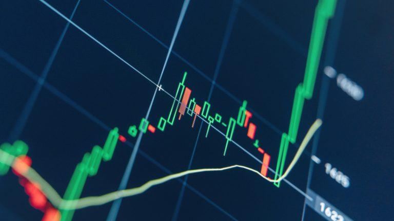 Crypto ETFs Dominate Institutional Portfolios Amid Record-Breaking Demand