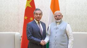 Modi to hold talks with Xi and Putin in China — RT India