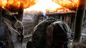 Europe ready to offer security guarantees to Ukraine – Macron — RT World News