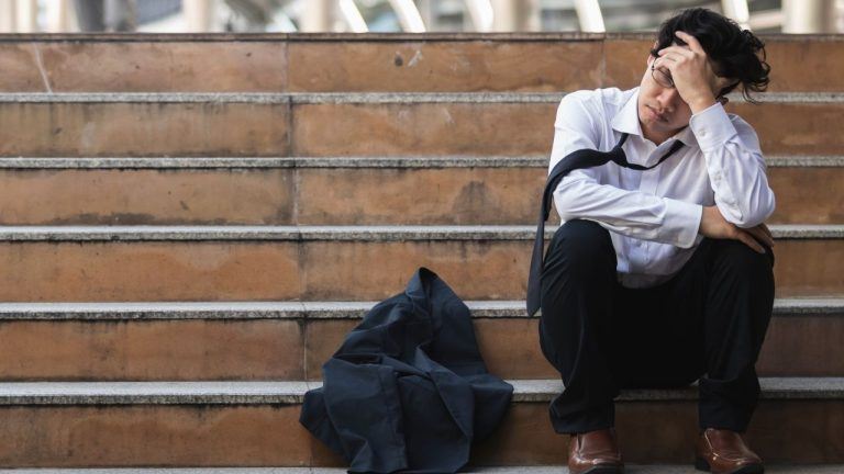 Bitcoin Tumbles to 0K Again After More Disappointing Jobs Data