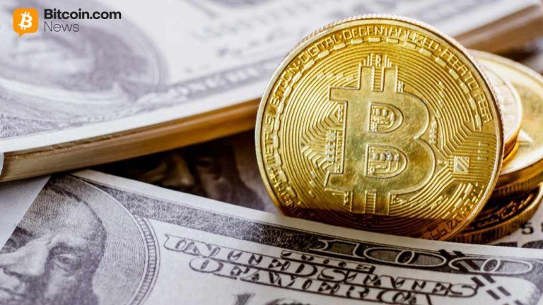 Bitcoin Marches Toward 0K as Dollar Confidence Crumbles Worldwide, Expert Says