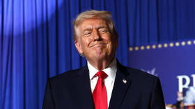 Trump ‘jokes’ about adding three new US states