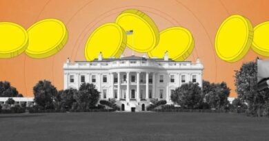 White-House-Crypto-Talks-Heat-Up-as-Ripple-CLO-Signals.jpg