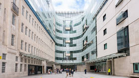 BBC slammed over Churchill and Gandhi deepfakes (VIDEO) — RT World News